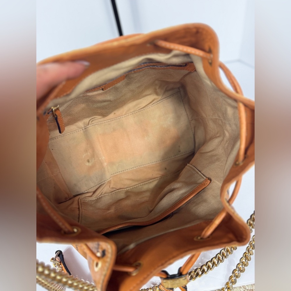 MCM Classic Cambas Tan Leather Bucket Bag with Gold Chain - Picture 14 of 16